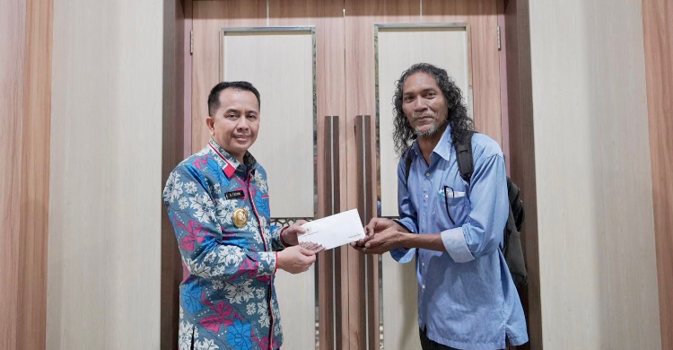 Penyandang Tunarungu Dapat Bantuan Dari Pj Gubernur Sumsel Agus Fatoni