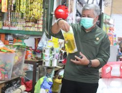 Cek Stok dan Harga Sembako, Irwan Hamid Sidak Langsung di Pasar Sentral Pinrang