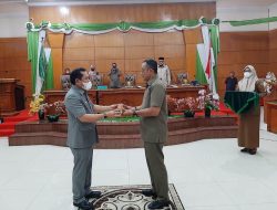 Andi Sugiarno Bahri Serahkan Rekomendasi DPRD atas LKPJ Bupati Sidrap 2021