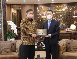 Bertemu Dubes RRT, Menko Airlangga Bahas Potensi Investasi Perumahan di Kalimantan