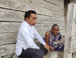 Prihatin, Wakil Ketua DPRD Sulsel Turun Langsung Bantu Warga Desa Bulu Cenrana