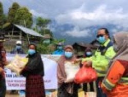 Pasca Longsor Latimojong, PT Masmindo Salurkan Bantuan Sembako ke Warga Terdampak Bencana Alam