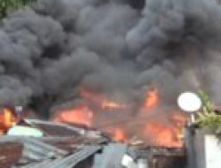 13 Rumah Ludes Dilalap Sijago Merah, LBH Makassar Desak Polisi Usut Kebakaran di Bara-Baraya