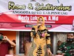 Reses Perdana, Herly Lukman Serap Aspirasi hingga Bagikan Doorprize ke Konstituen