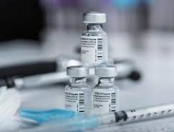Vaksin Booster Lansia di Makassar Masih Minim
