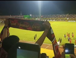 Supporter Banjiri Stadion GBH Parepare