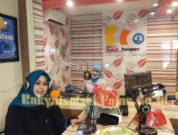 Sapa Fans Radio Peduli, Erna Rasyid Taufan Edukasi Pencegahan Pernikahan Dini dengan Benteng Agama