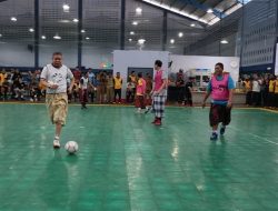 TP Kenakan Sarung Uji Coba Turnamen Futsal Kapolres Cup Bareng Kapolres