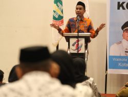 Hadiri Konferensi Kerja PGRI Makassar, Ketua DPRD Rudianto Lallo Kenang Perjuangan Guru