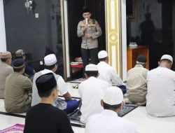 Safari Subuh di Masjid Al Munawwarah Kelurahan Dangerakko, Kapolres Palopo Lakukan Penyuluhan Sitkamtibmas