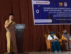 Asisten Ekbang Palopo Buka Pembekalan Kompetensi Tambahan Calon Lulusan dan Alumni Universitas Andi Djemma
