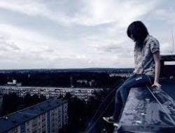 Mahasiswa Magang Lompat dari Lantai 6 Gedung Graha Pena, Diduga Karena Masalah Uang