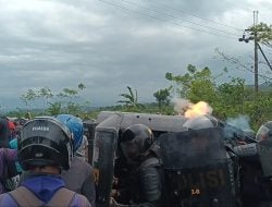 Tolak Perpanjangan HGU PTPN XIV, Warga Lawan Polisi di Enrekang