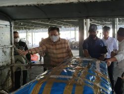 Bupati Selayar Jemput Langsung Tiga Jenazah Korban Penembakan KKB Papua di Bandara Sulhas