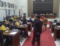 Paripurna Molor, Ketua DPRD Gowa Jadi Bahan Sorotan Legislator