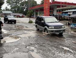 Perbaikan Jalan Lambat, Wabup Enrekang Soroti Kinerja Balai Pelaksana Jalan Nasional