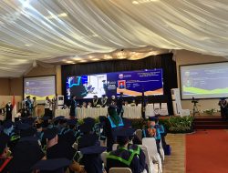 Kukuhkan Alumni, Rektor Unibos Larang Wisudawan Menikah Sebelum Sukses