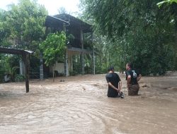 Banjir Rendam Puluhan Rumah di Enrekang