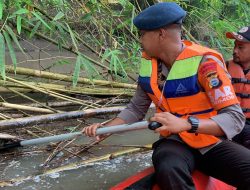 Seorang Kakek Hilang Terseret Arus Sungai di Soppeng, SAR Brimob Bone Diterjunkan Cari Korban