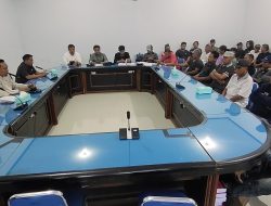Puluhan Warga Adukan Proses Pemilihan PAW Kades Talumae ke DPRD Sidrap