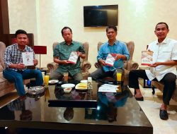 Tiga Profesor Bedah Buku Aldera,  IKA Unhas Makassar-Yayasan Anak Rakyat Hadirkan Pius Lustrilanang