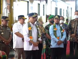 Menhub Budi Karya Sumadi Sebut Kereta Api Jalur Barru – Maros Mampu Angkat Objek Wisata di Sulsel