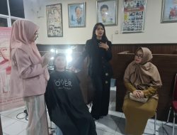 Arisan Bulanan Harian Rakyat Sulsel Diisi Dengan Belajar Make Up dari Make Over Cosmetic Makassar dan Instaperfect