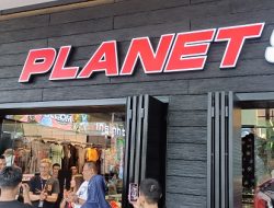 Buka Gerai di Soppeng, Masyarakat Soppeng Berburu Diskon di Planet Surf