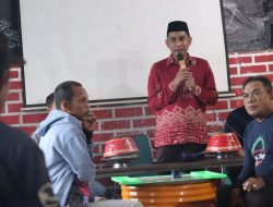 Pertandingan DAM di Warkop RR Mallangngere Perebutkan Piala Ketua DPRD Makassar