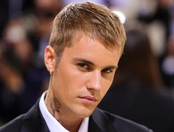 Justin Bieber Mengecam Merek H&M Karena Koleksi Bieber Mereka