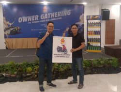 Dekatkan Diri Dengan Rekan Bisnis, Oli TOP 1 Gelar Gathering di Makassar dan Bagi-bagi Hadiah