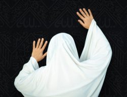 Dilecehkan di Depan Ka’bah, Pelecehan Seksual Saat Haji dan Umrah Semakin Terungkap