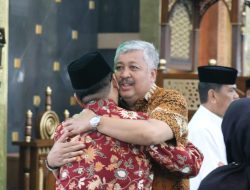 Irwan Hamid Lepas Jemaah Umrah, Minta Doakan untuk Pemkab Pinrang