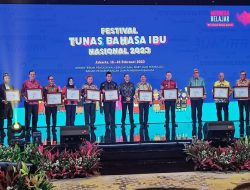 Gubernur Sulsel dan Wali Kota Parepare Terima Penghargaan Kemdikbudristek di Bidang Bahasa Daerah