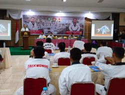Buka Pelatihan Pelatih dan Wasit, Wali Kota Parepare Sebut Cikal Bakal Majukan Olahraga Taekwondo
