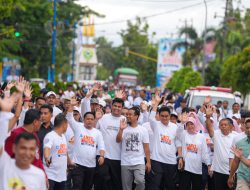 Andi Amar Ma’ruf Beri Bantuan ke PKH dan Ikut Anti Mager di Barru