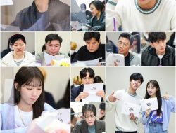 Drama Korea Terkenal, Dr. Romantic Season 3 Membagikan Foto Script Reading Mereka Hari Ini