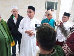 Ketua DPRD Makassar Rudianto Lallo Kunjungi Masjid Ittifaqul Jamaah yang Kubahnya Ambruk Jelang Tarawih