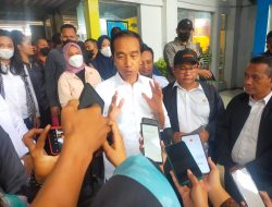 Kunjungi Maros, Presiden Jokowi Atensi Soal Ketersediaan Beras