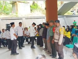 Wali Kota Parepare Serahkan Insentif Triwulan kepada Tokoh Masyarakat di Kecamatan Soreang