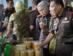 Bazar Murah Ramadan: Beli Sembako, Gratis Beras Premium