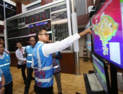 Berhasil Jalankan Transformasi Digital, Dirut PLN Dianugerahi The Most Reputable CEO in Digital Platform