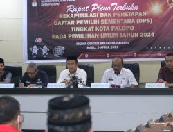 Asisten III Pemkot Palopo Hadiri Rapat Pleno Rekapitulasi DPS di KPU