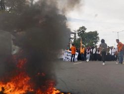 Kapolda Sulsel, Disambut Demo Ratusan Mahasiswa UNM di Makassar