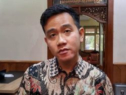 Gibran Batal Dilantik Jadi Kader Golkar Karena Larangan Jokowi?