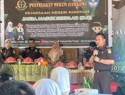 Diajari oleh Jaksa, Siswa SMP 2 Antusias Ikuti “Pelajaran” Hukum Kejari Parepare