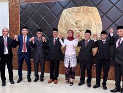Tujuh Komisioner Anggota KPU Resmi Dilantik, Hasbullah Terpilih Jadi Ketua KPU Provinsi Sulsel Periode 2023-2028