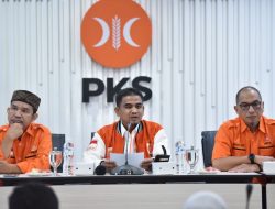 PKS: Rapor Merah Kebijakan Ketenagakerjaan Jokowi