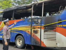 Bus Depan Gedung KNPI Sidrap Terbakar, Begini Penjelasan Kasatlantas