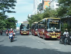 Dua Koridor Teman Bus Disetop